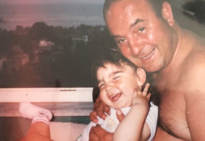 Minik yürekte bayram hüznü, baba özlemi derinde