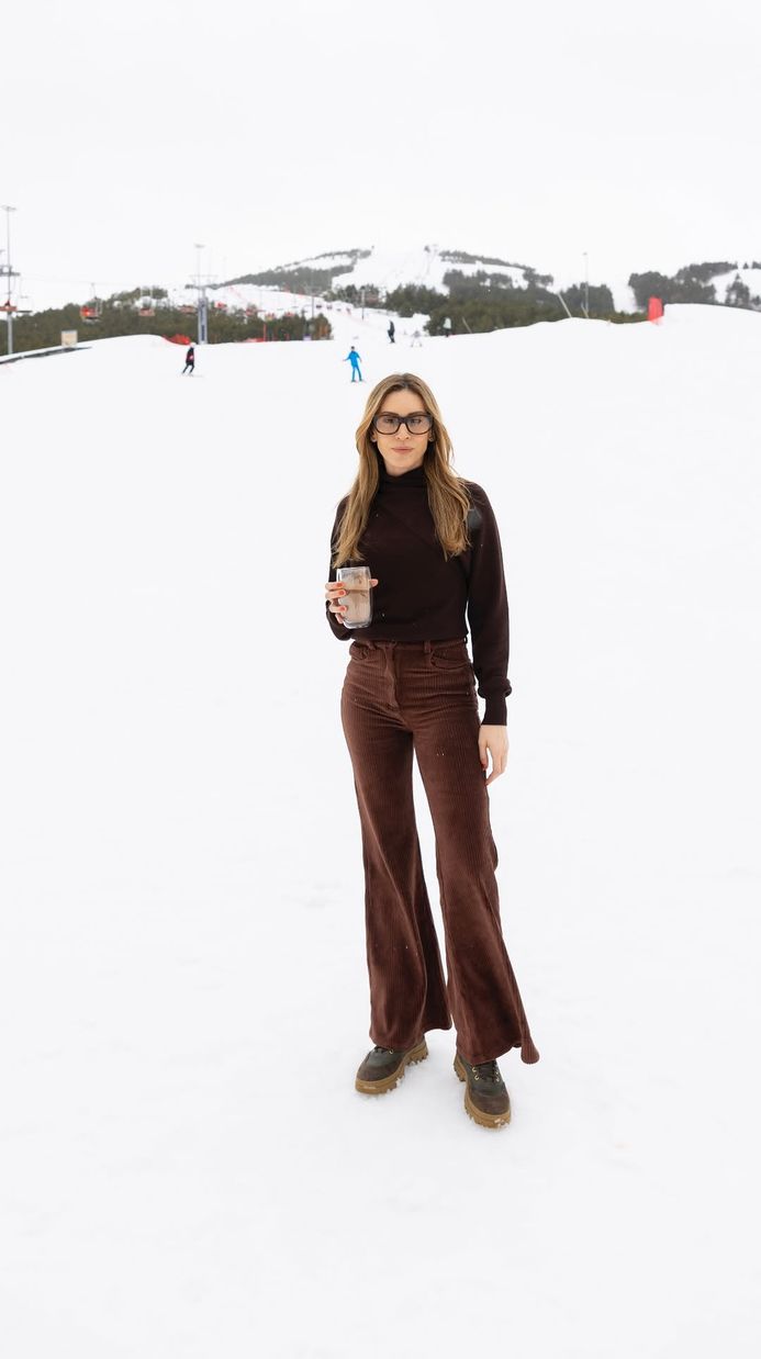 Erzurum karıyla kaplı, ailece neşeli anlar yakalanmış