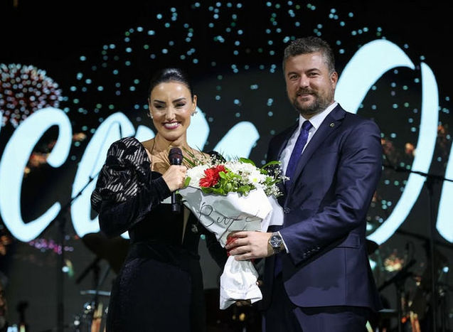 Bayram coşkusu, açıklamalar ve geçmişe göndermeler