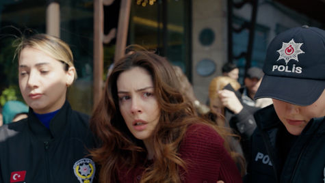 Ateşli bakışlar, karmaşık ilişkiler, beklenmedik gelişmeler!