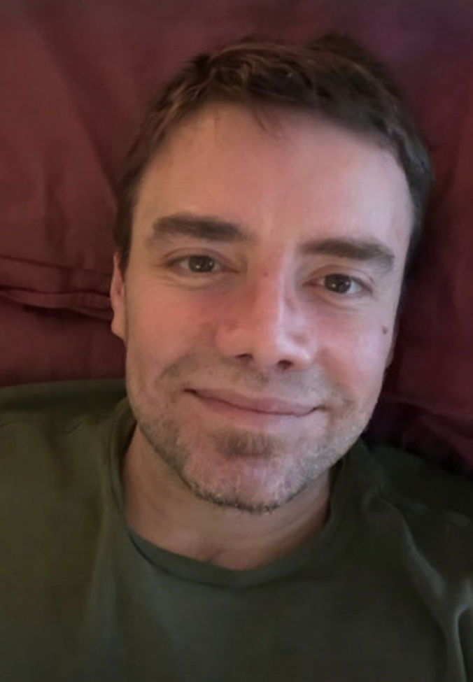 Yeniden doğuş, umut dolu bir yüz, hayata gülümsedi