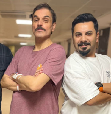 Gülümseme, minnet ve yeniden doğuşun resmi