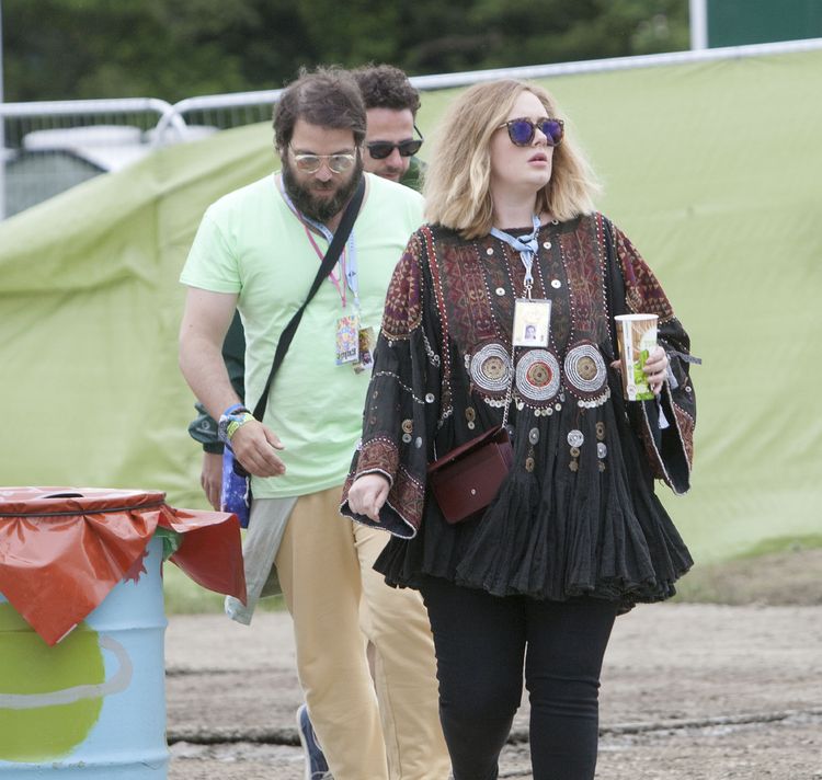 Minik yıldız büyüdü, annesine benziyor artık!