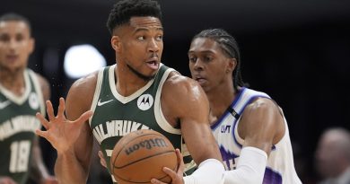 Yıldız parladı, Bucks kazandı, galibiyet sevinci!