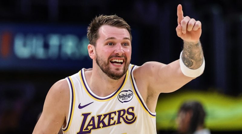 Sloven yıldız parladı, galibiyet Lakers'ın oldu