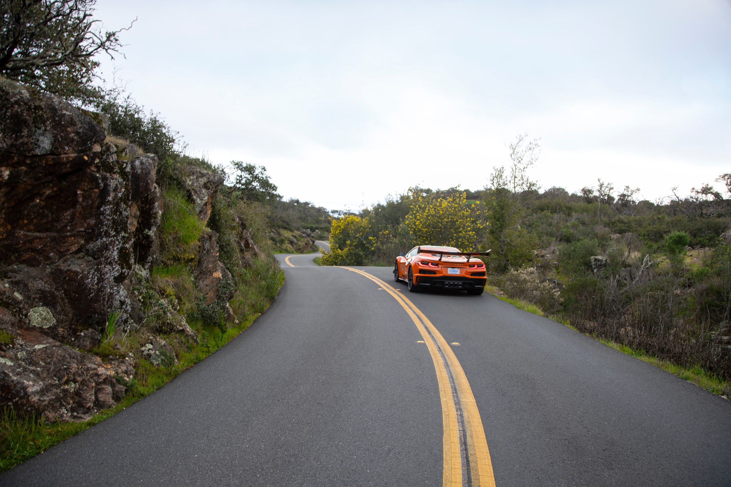 Güç, hız, teknoloji: Yeni nesil spor araba yükselişte