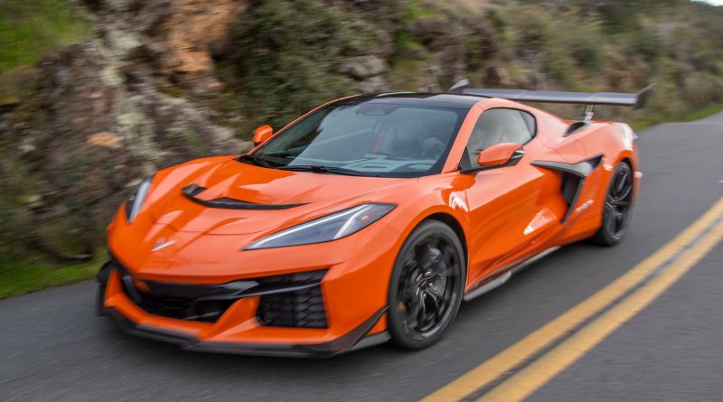 Hibrid güç, Amerikan kası ve rekabetçi fiyat bir araya geldi