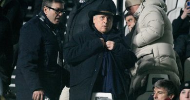 Tribünler sessiz, sesler dışarıda: Lazio yönetimine tepki!