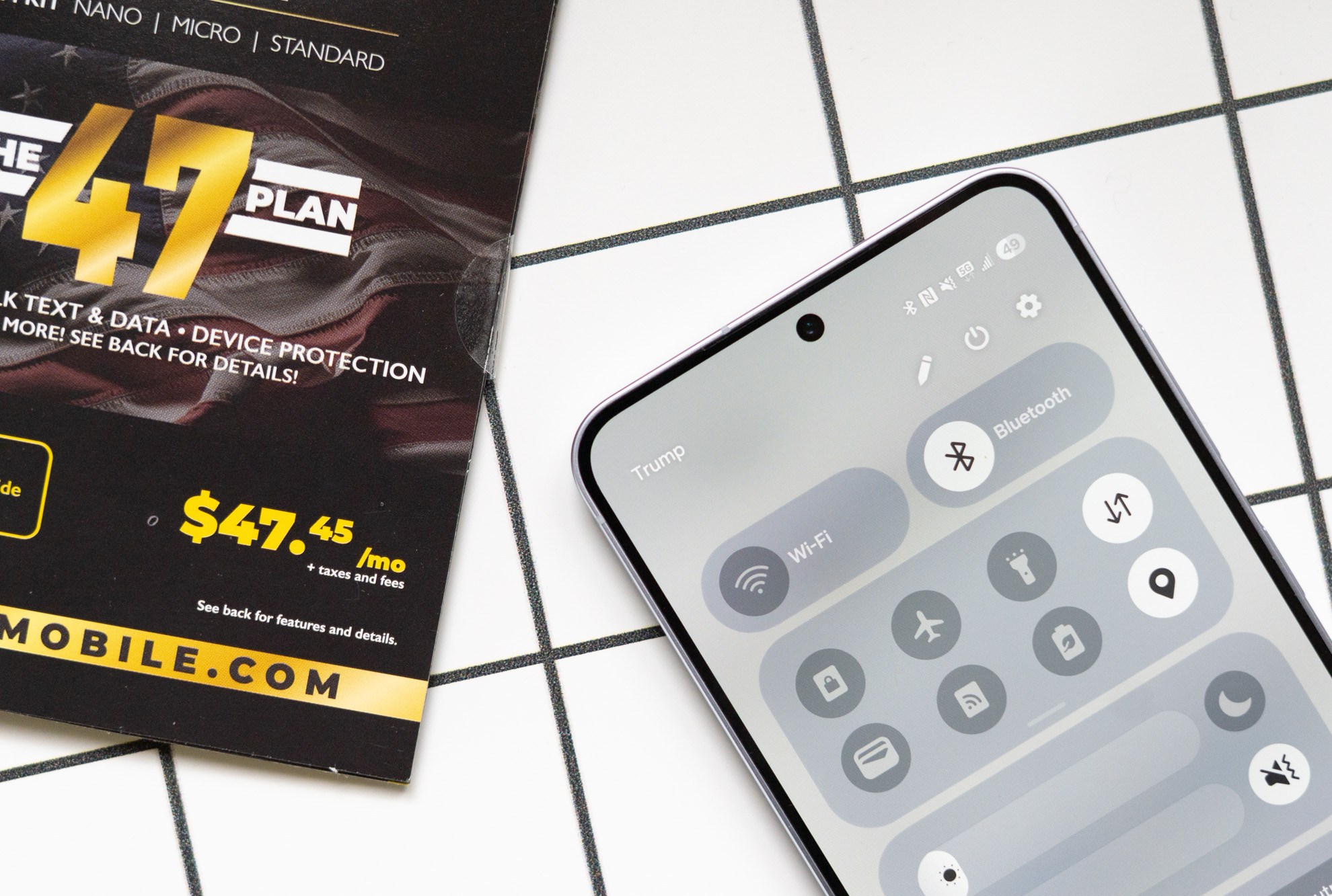 Muhafazakar telefon markaları yükseliyor, rekabet kızışıyor