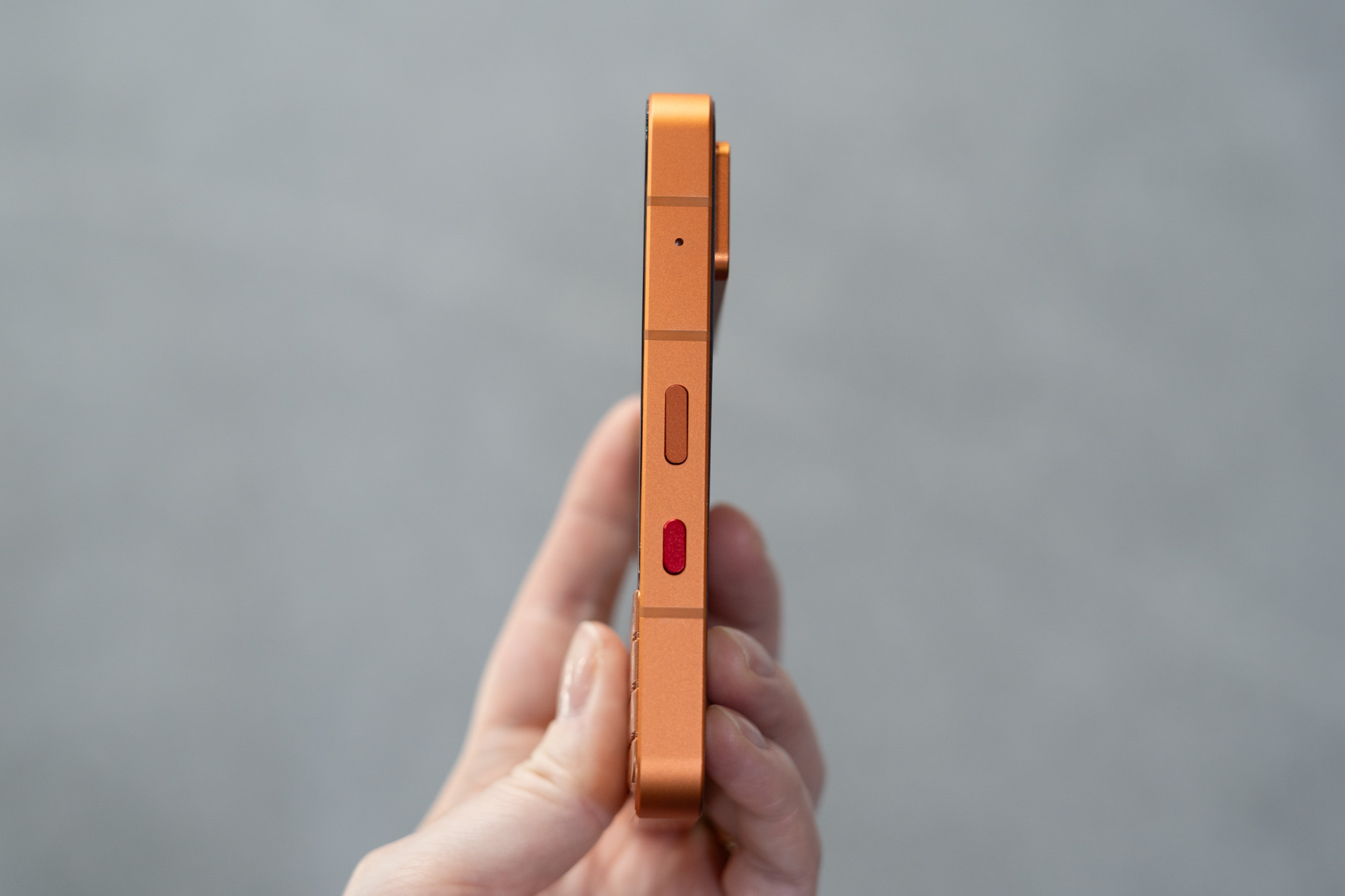 Klavye geri döndü, tasarım nostaljik, güç modern!