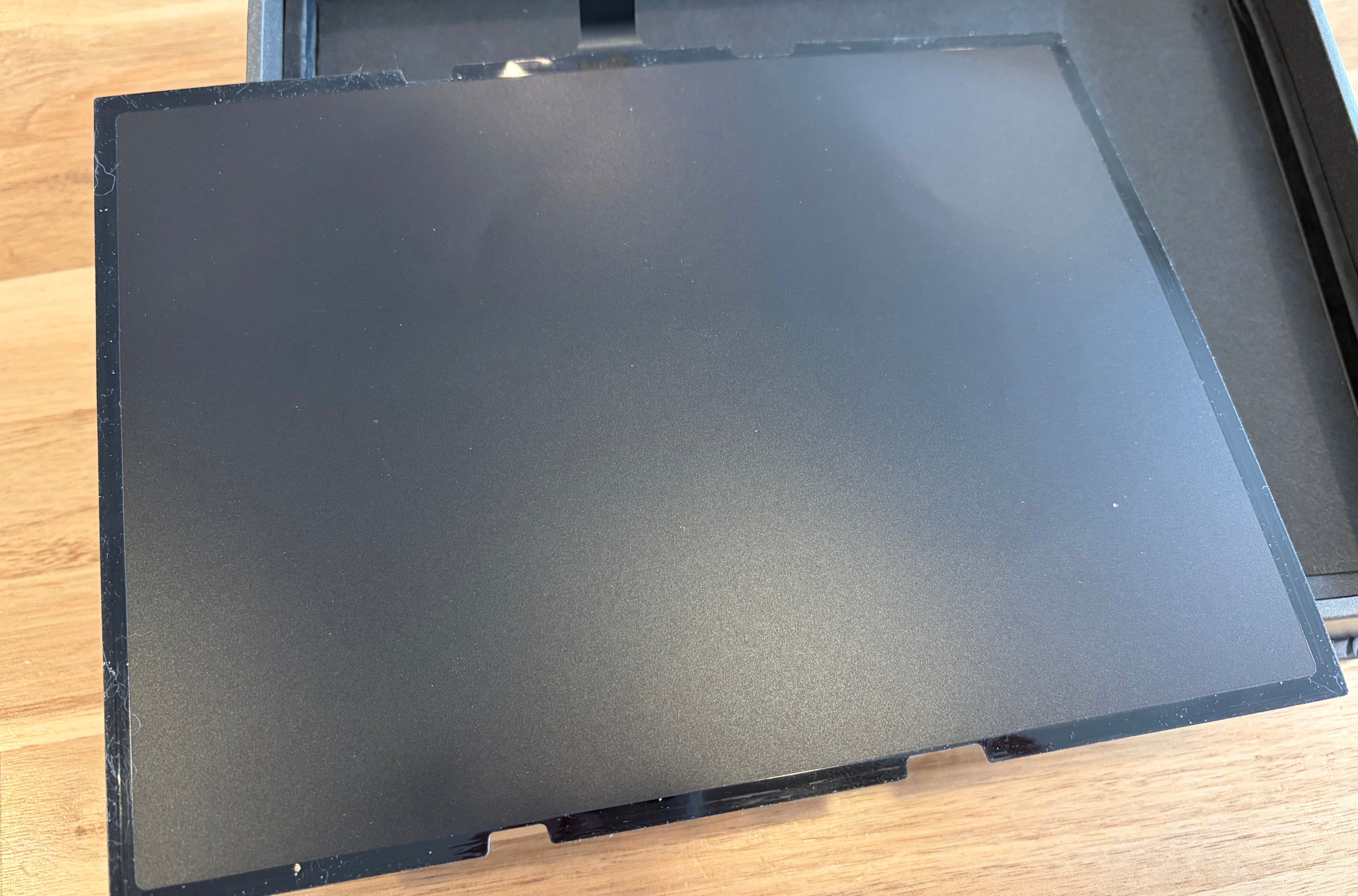 Katlanabilir hayal kırıklığı, fiyatlar uçuyor, acele etmeyin