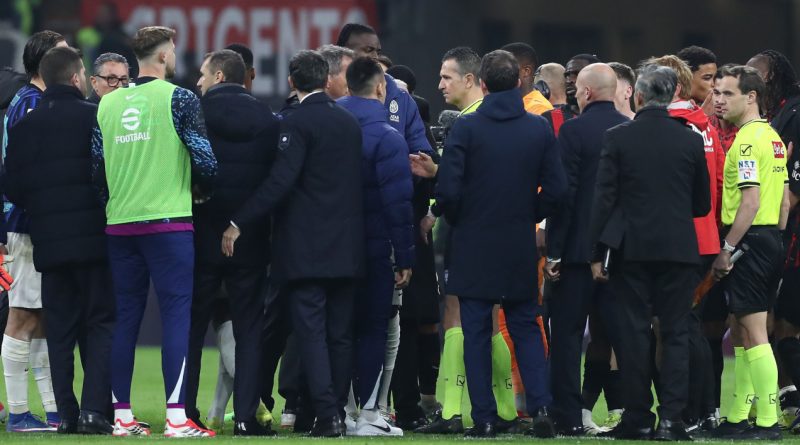 Hakemlere tepki, ceza aldı, Milan ve Inter'e para!