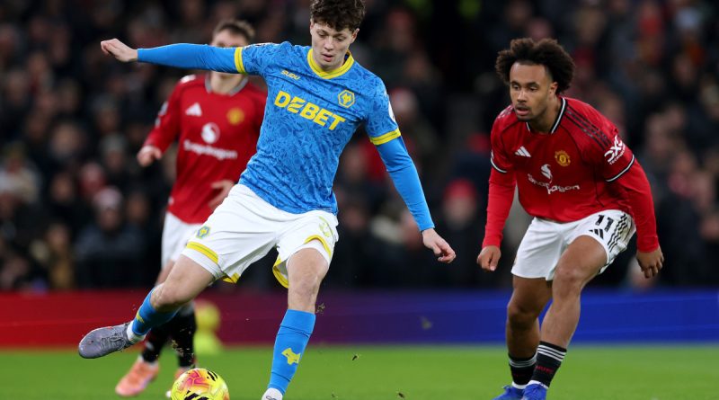 Kırmızı şeytanlar sahada, taraftar coşkulu, puan hayati!