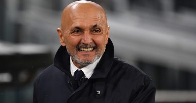 Spalletti Juventus'ta kalıyor gibi, görüşmeler devam ediyor