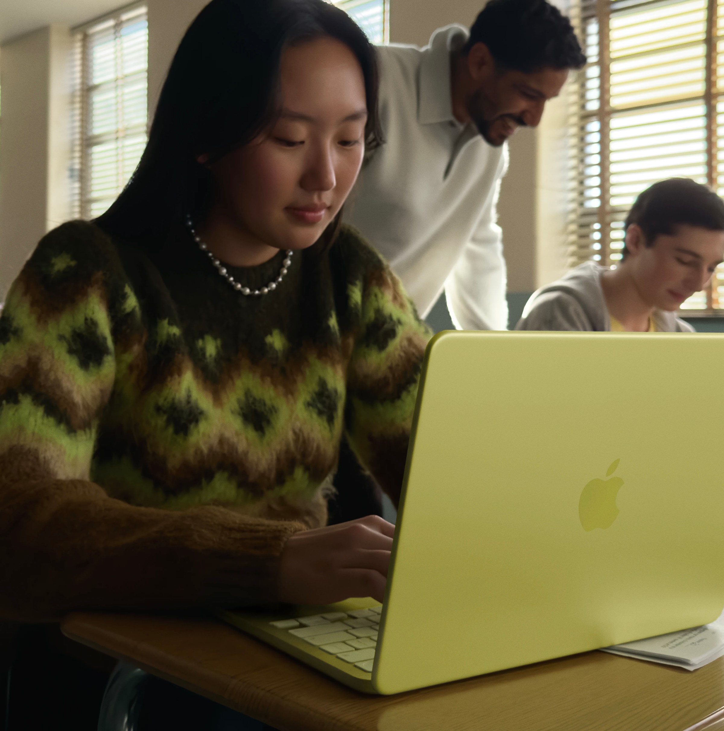 Yenilikçi tasarım, güçlü işlemci, bütçe dostu MacBook Neo