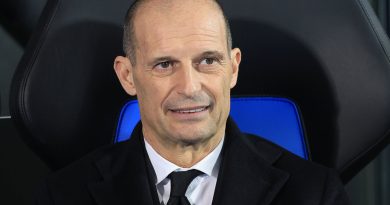 Sahada heyecan, tribünde coşku Milan Cremonese derbisinde!