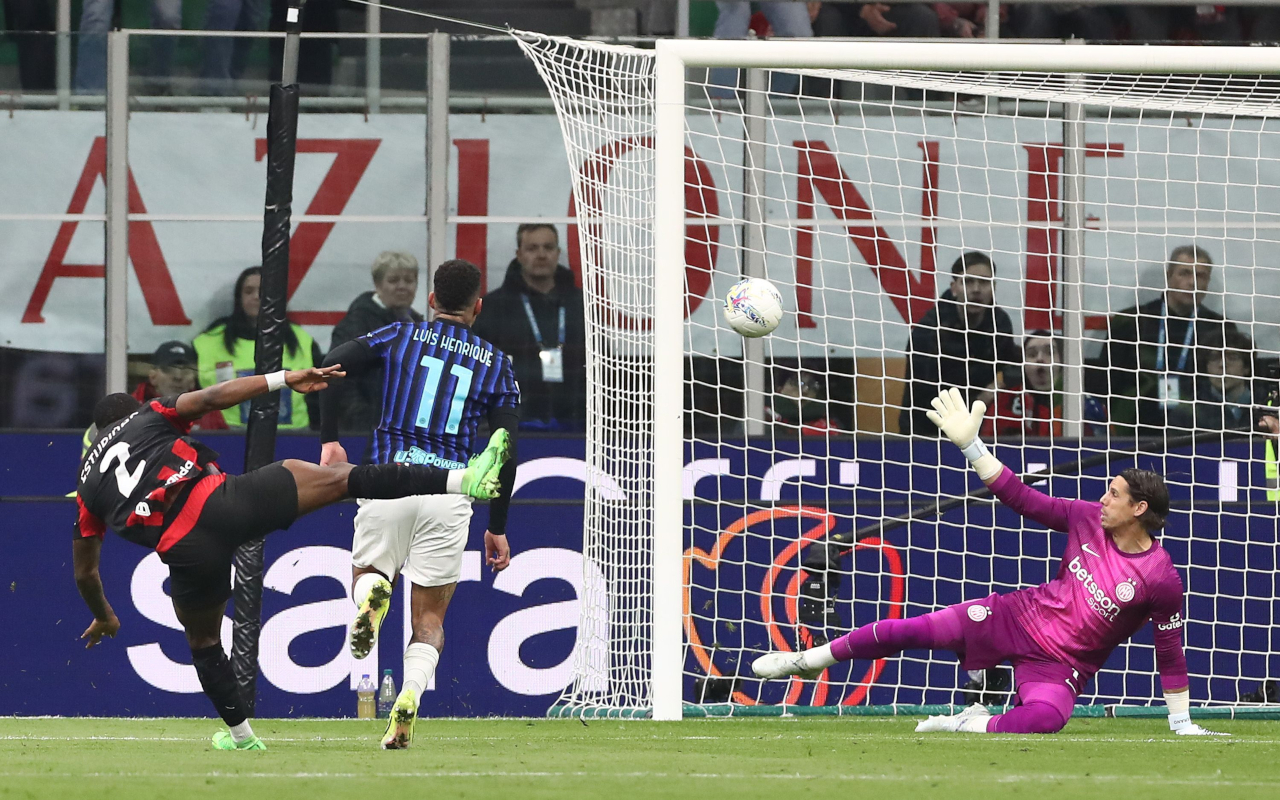 Savunmadaki boşluklar, fırsat kokusu, Milan'dan atak