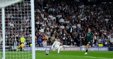 Anlık kararsızlık, gol oldu, Donnarumma şaşkın!