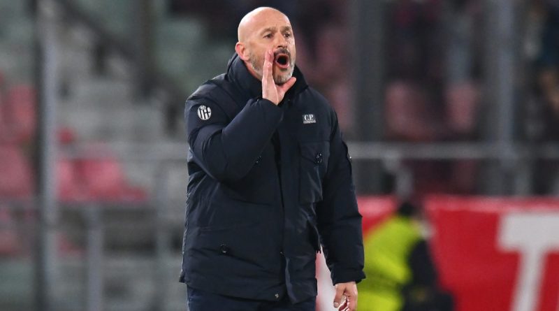 Tartışmalı pozeler, itirazlar, Bologna öfkeleniyor