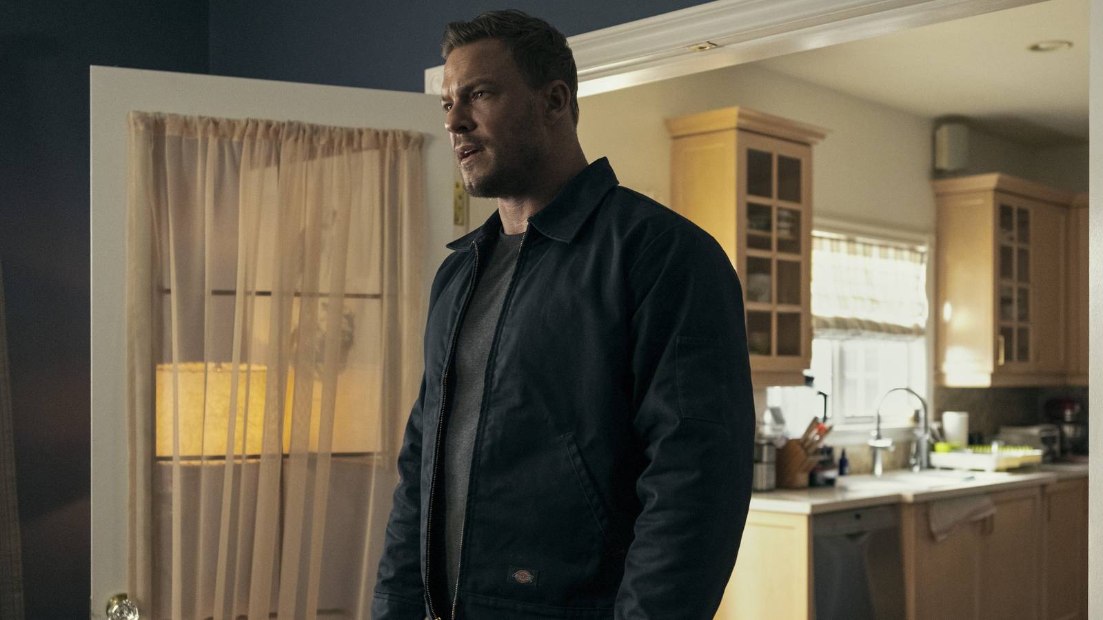 Kasırga gibi enerji, savaşçı ruh, Reacher yankısı hissediliyor