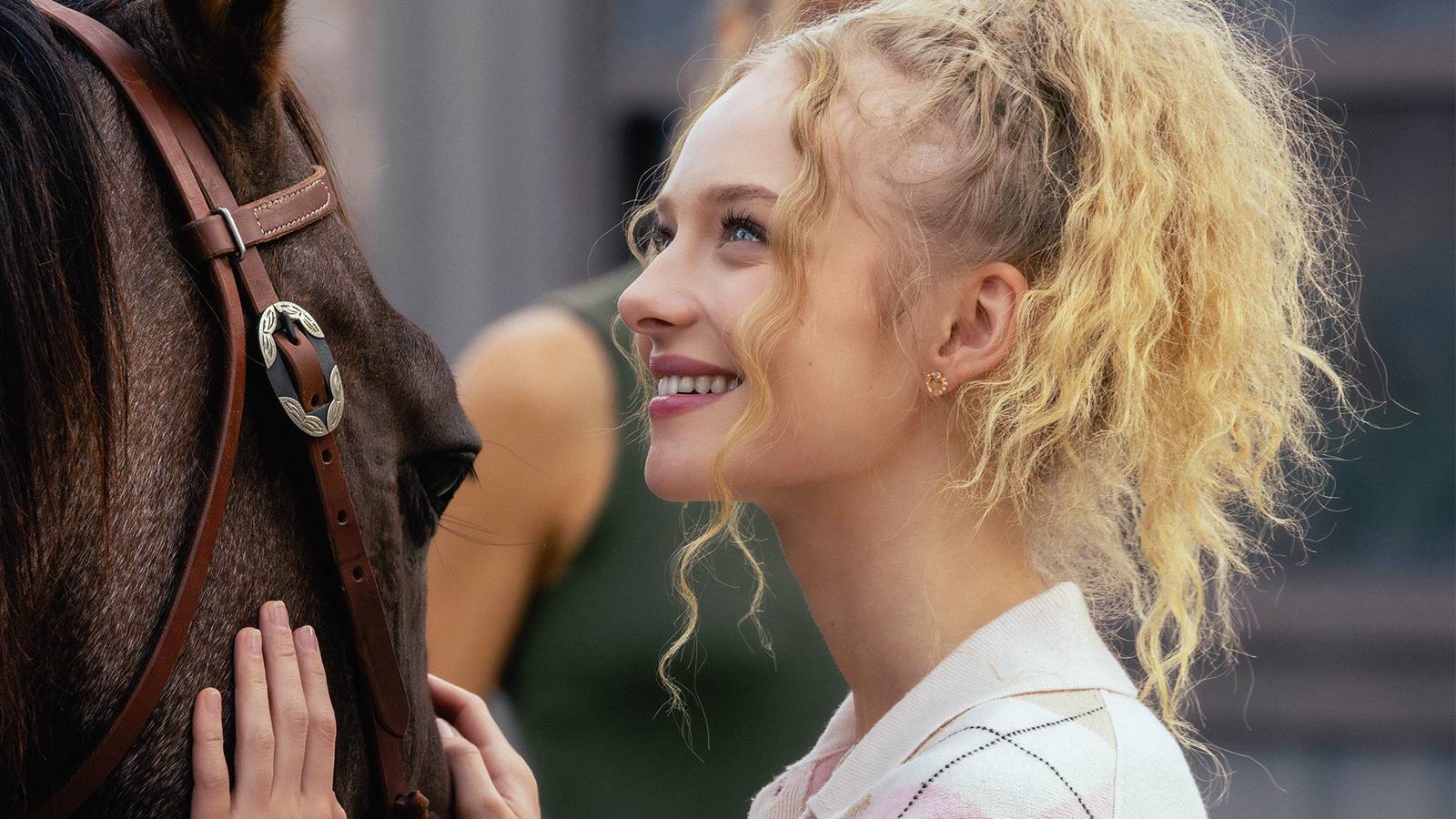 Batı rüzgarı eserken, aile sırları yüzeye çıkar