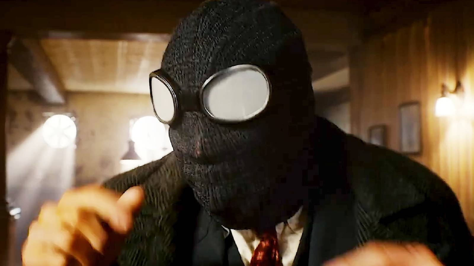 Karanlık sokaklar, gizem, kahraman doğuyor yeniden