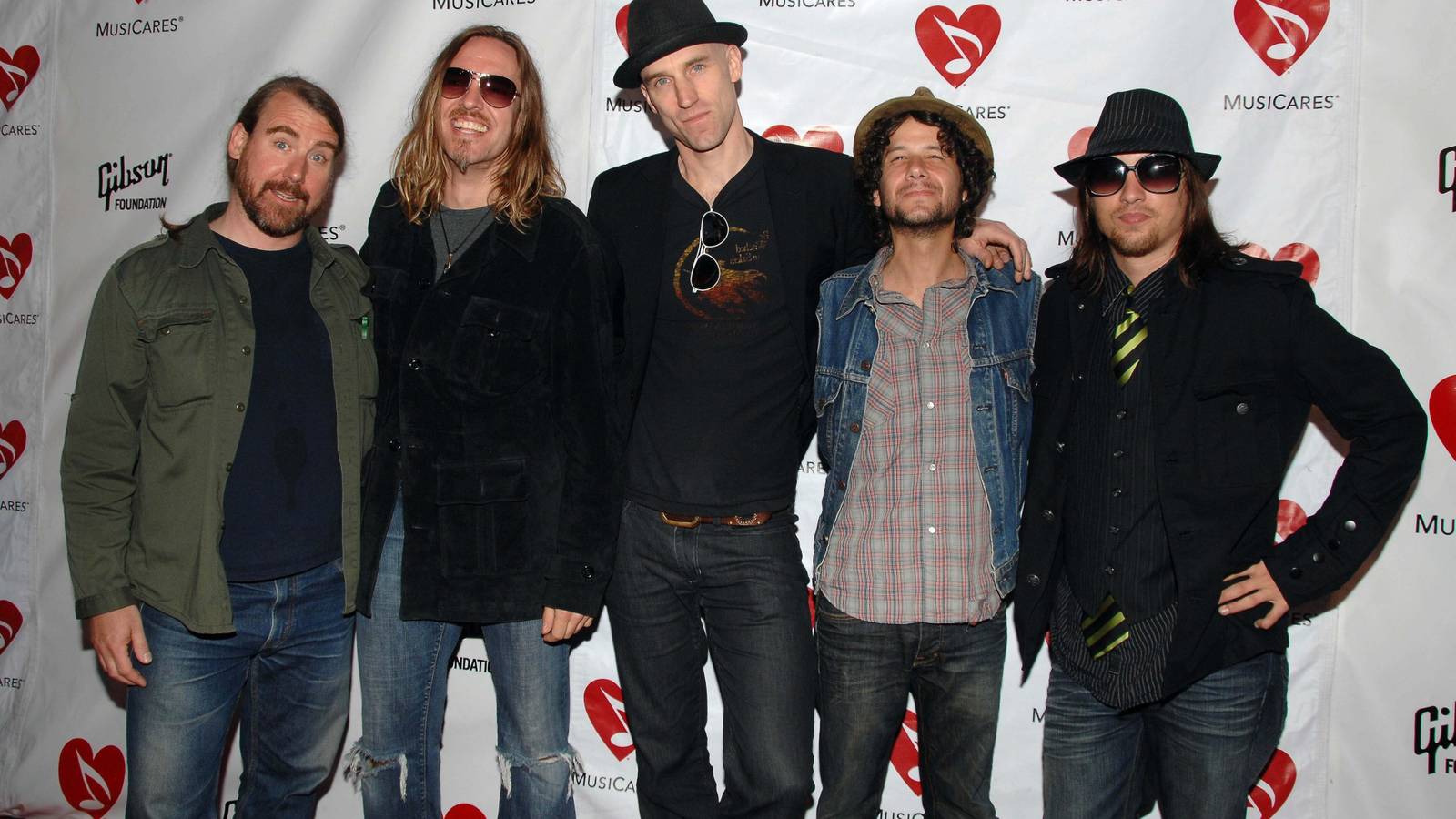 Yıldızlar parladı, sonra söndü; sahneye aitlerdi