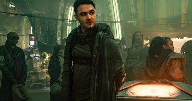 Kusma şakası: Yönetmen Frakes'ten beklenmedik bir anı!