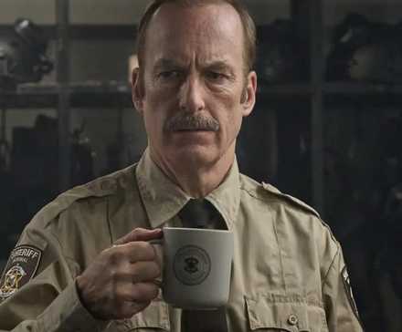 Çorak topraklar, sessizlik Geçmiş peşine düşüyor