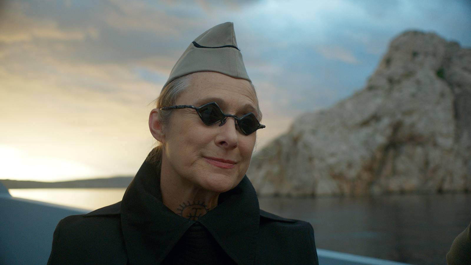 Suların ötesinde destan başlasın, efsane doğuyor!