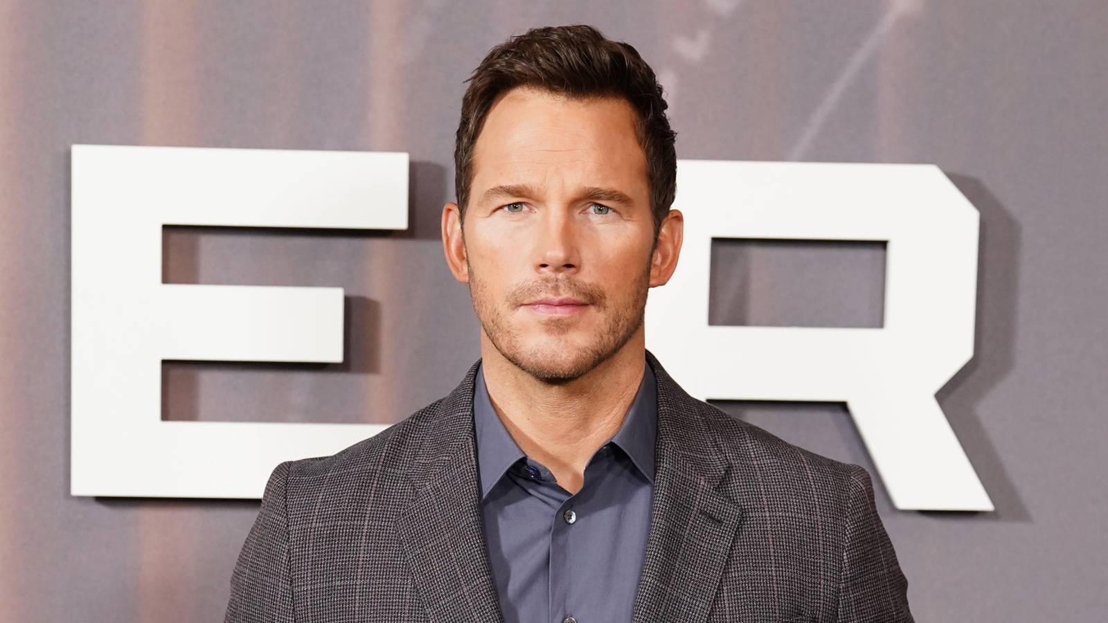 Uzayın derinliklerinde umut, hayatta kalma mücadelesi