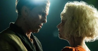 Gotik dehşet, beklenmedik dönüşümler, karanlık bir masal