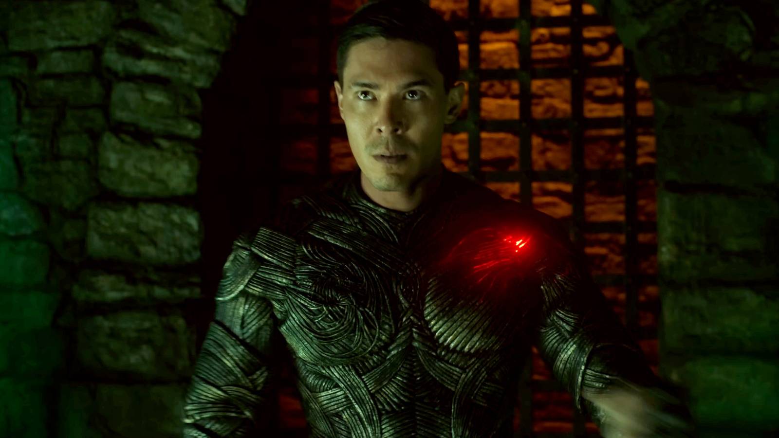 Yıldız oyuncu sert konuştu, eleştirilere meydan okudu