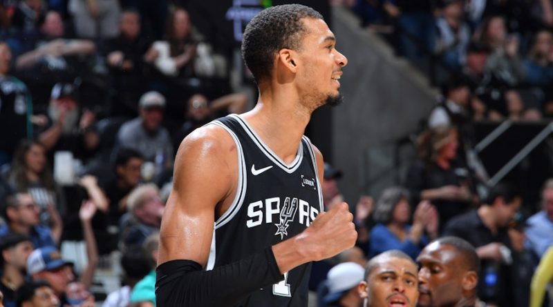 Genç yıldız sahneye çıktı, Pistons teslim oldu!