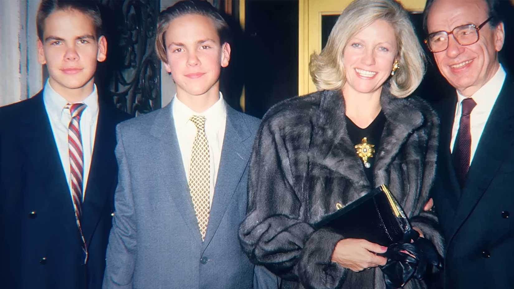 Medya imparatorluğu, miras kavgası, aile sırları, güç oyunları