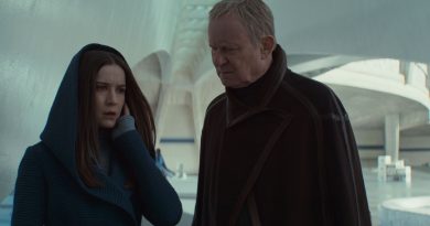 Gizem, entrika ve yıldızlararası macera kolsuz