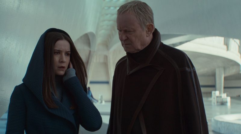 Gizem, entrika ve yıldızlararası macera kolsuz