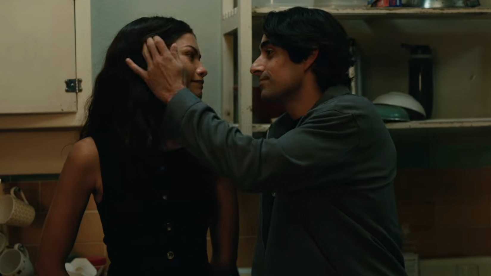 Zihinler arasında savaş, örümcek ağları yetmez mi?