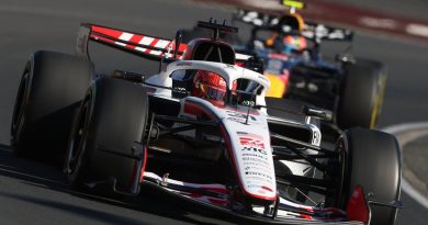 Yeni kurallarla mücadele, yüz ifadeleri her şeyi anlatıyor!