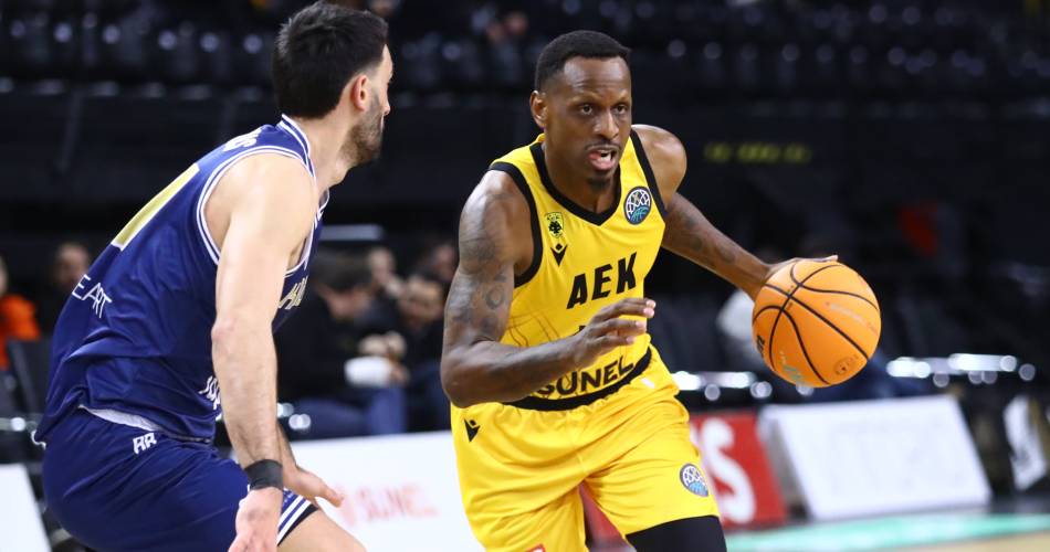 Yetenek parlıyor, rekabet kızışıyor, basketbol coşkusu dorukta!