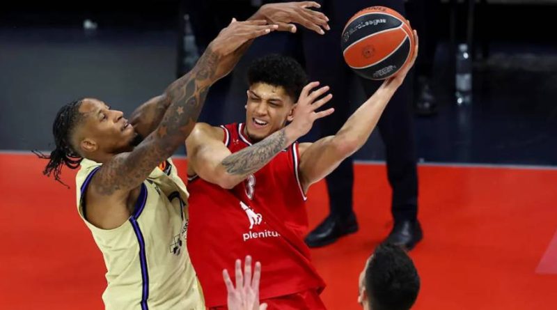 Milano'nun direnci Barcelona'yı yere düşürdü