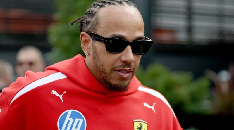 Kırmızı atlar yükseliyor, hızlanıyor, umut veriyor