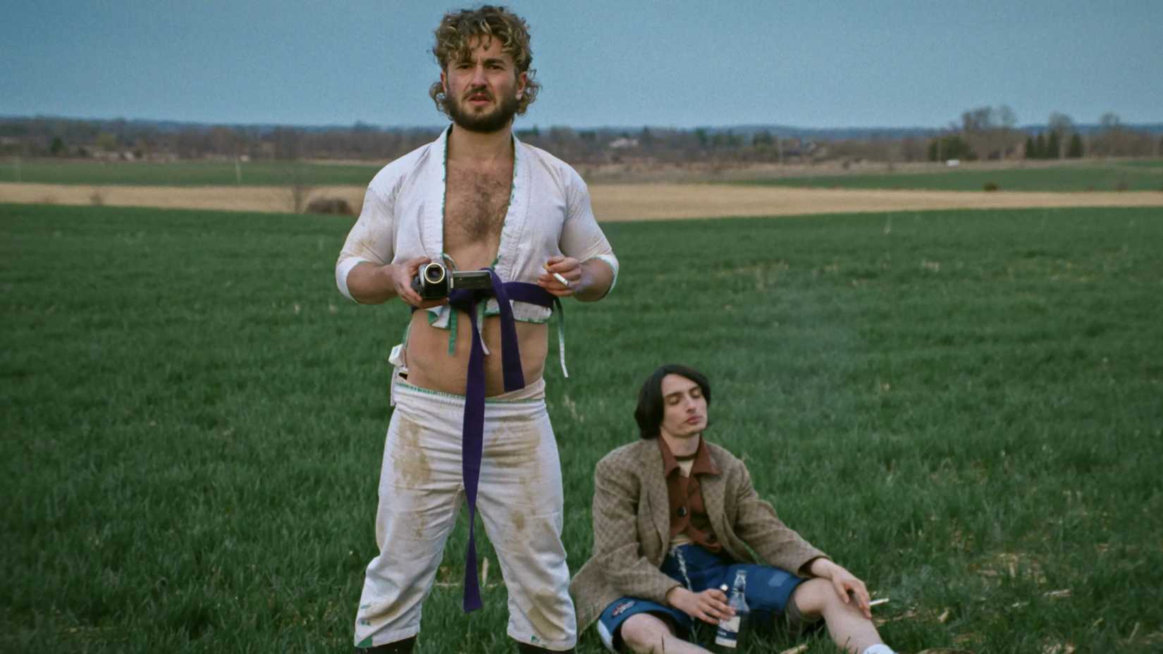 Genç yıldız yeni komedisiyle bambaşka bir evrene konuyor