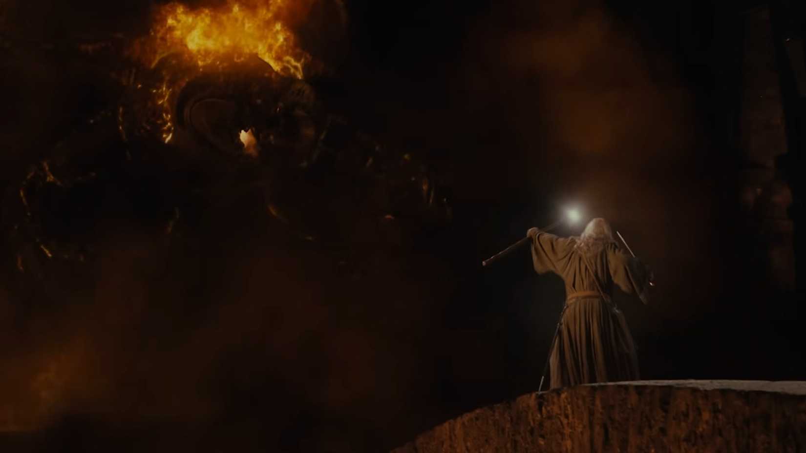 Gökyüzü yarıldı, kahraman değişti, dünya durdu sanki