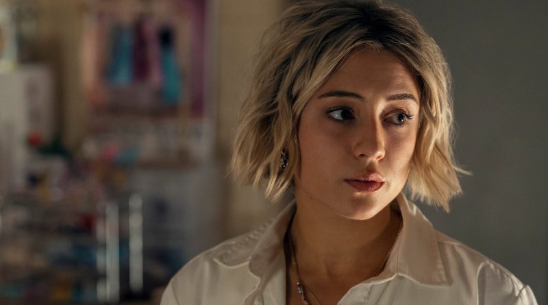 Yeni nesil süper kahramanlar, güç, rekabet ve ihanet