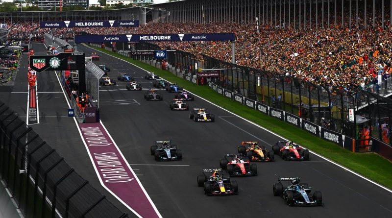 Start anında ince bir hareket, dikkatleri üzerine çekti