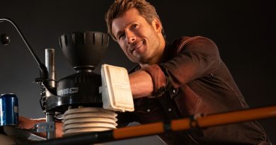 Heyecan verici macera! Dinozorlar geri döndü Powell umut vadediyor