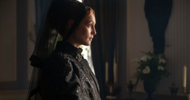 Aşk, dans, entrika; Bridgerton büyüsüne kapılın!