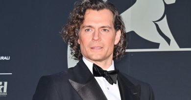 Henry Cavill'la Voltron geliyor, heyecan dorukta!