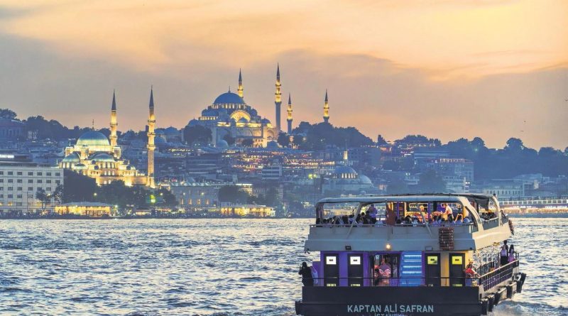 Ramazan coşkusu İstanbul lezzetleriyle sofrayı şenlendiriyor